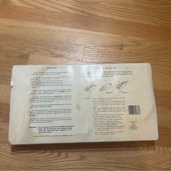 Vintage Merrybrite C9 Christmas Light Set 25 Bulbs Multi Color Holiday Decor - Picture 4 of 4